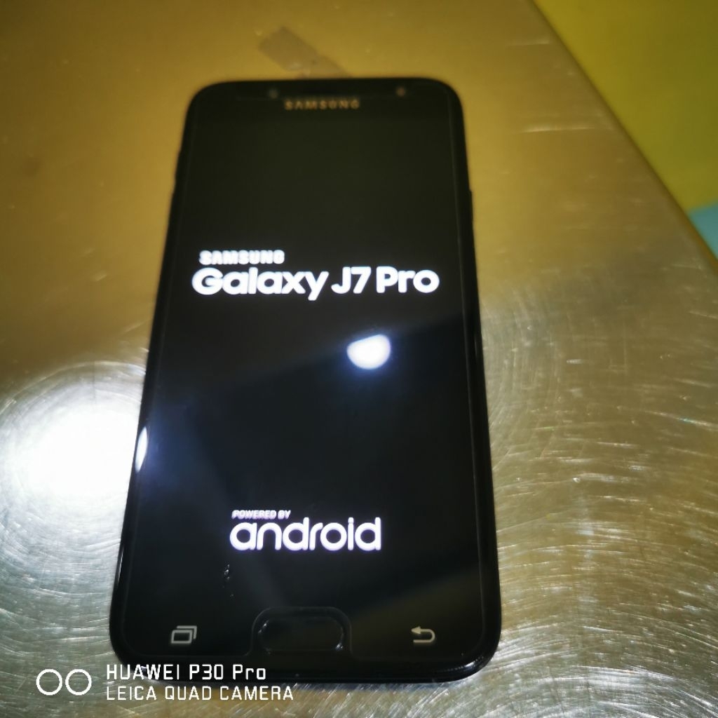 Handphone Galaxy J7 Pro SM-J730 3/32GB second - batangan