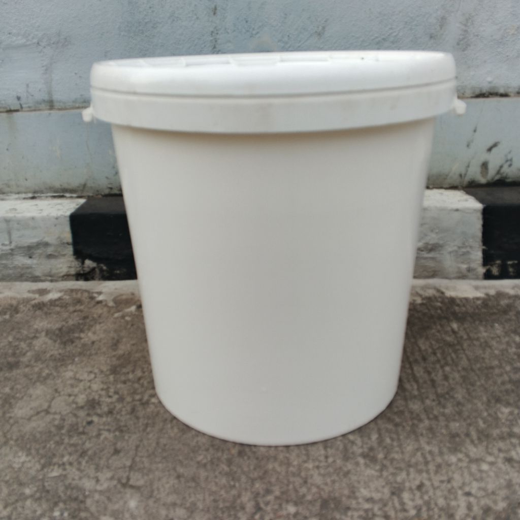 Ember Putih/Ember Bekas/Ember Besar/Ukuran 30kg