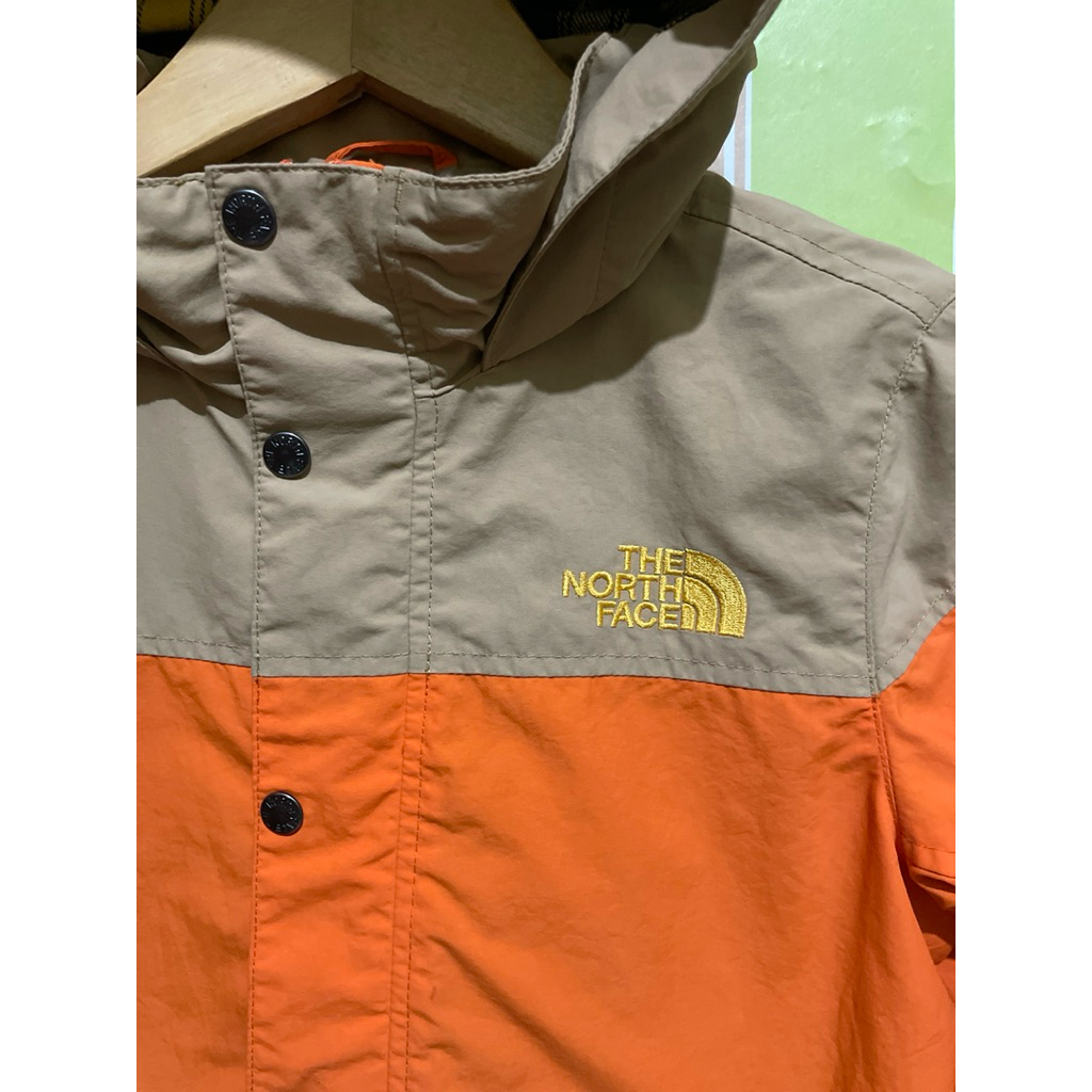 Jaket Tnf anak 8-9 tahun