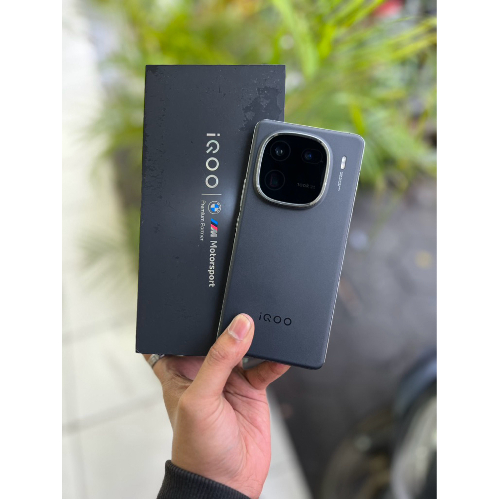 iqoo 12 16/512gb second full set original