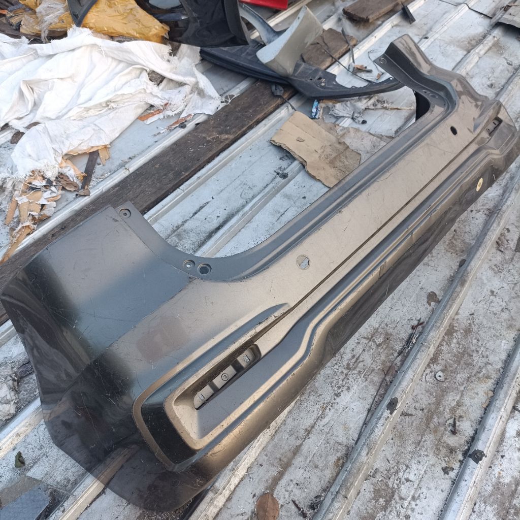 bemper belakang mew ertiga 2019 2020 ori