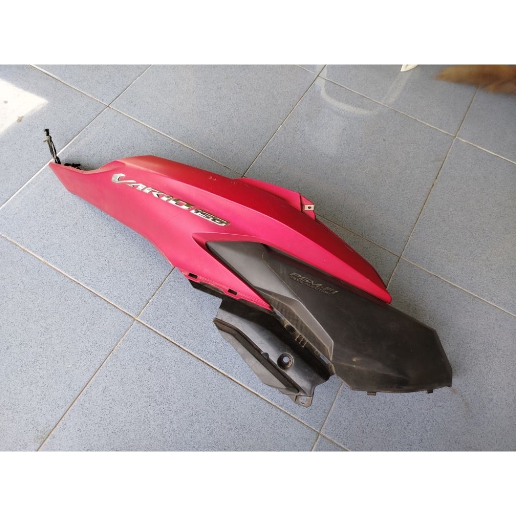 body belakang vario 150 led new KANAN original copotan