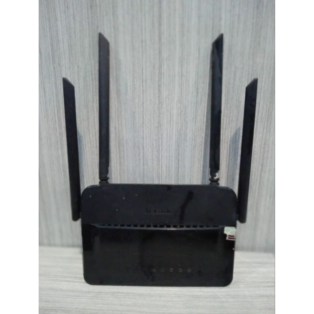 Router D-Link DIR-822