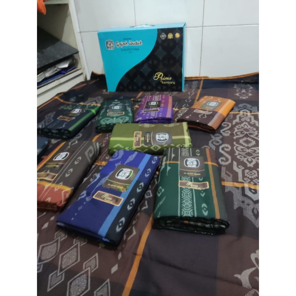 GAJAH DUDUK SARUNG PRIMA KEMBANG ECER