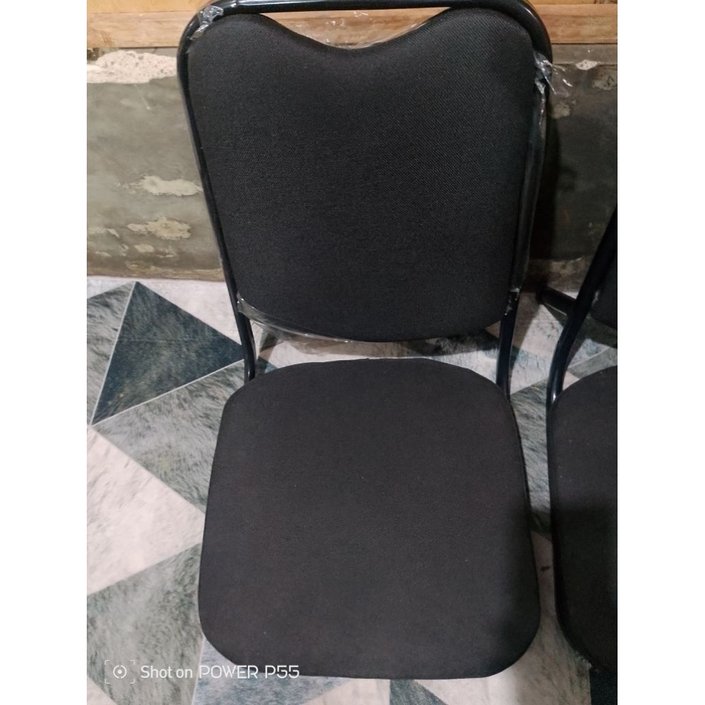 kursi gaming bekas belum lama pake masih sangat bagus kuat dan kokoh
