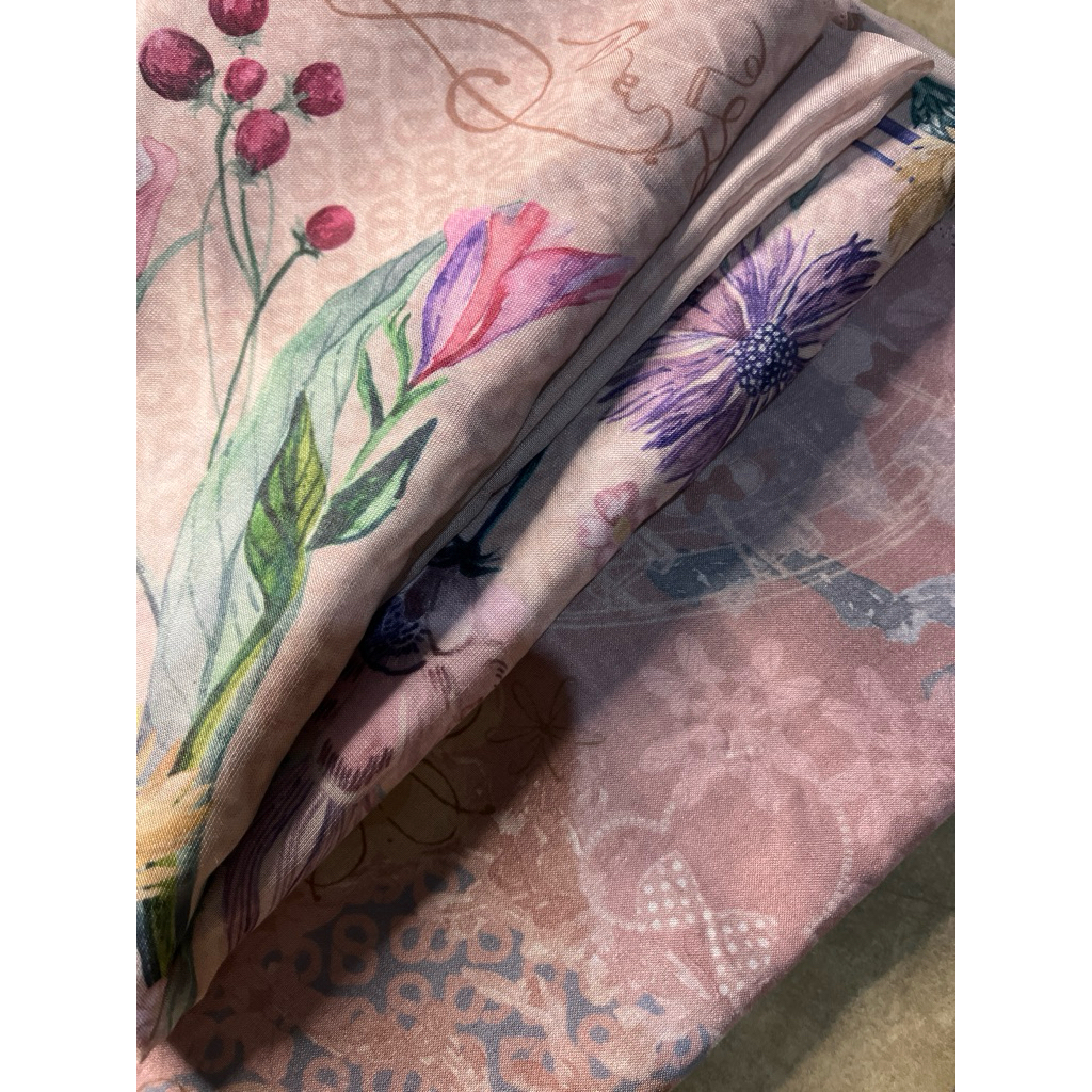 BUNDLING DUBAI 2.0 & NADA FIS, TDP SERIES BUTTONSCARVES - LIMITED EDITION