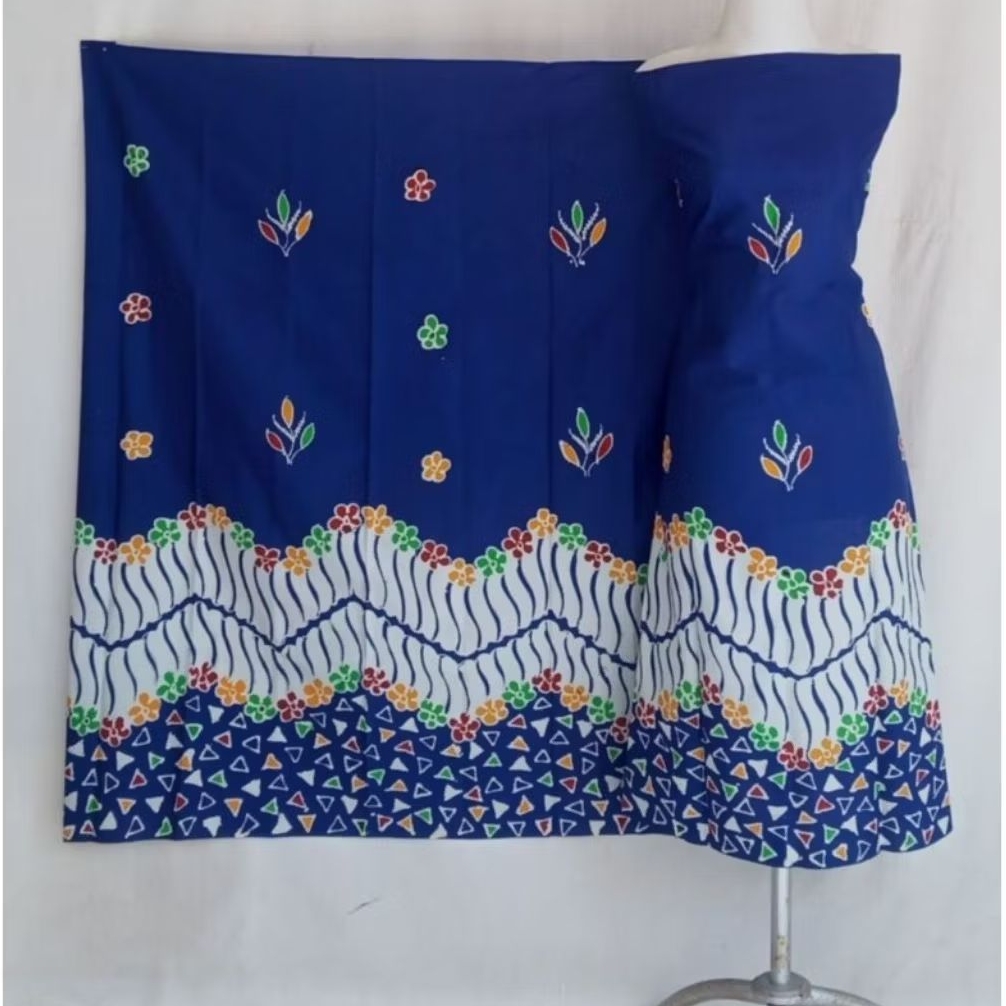 KAIN BATIK TULIS MADURA BIRU