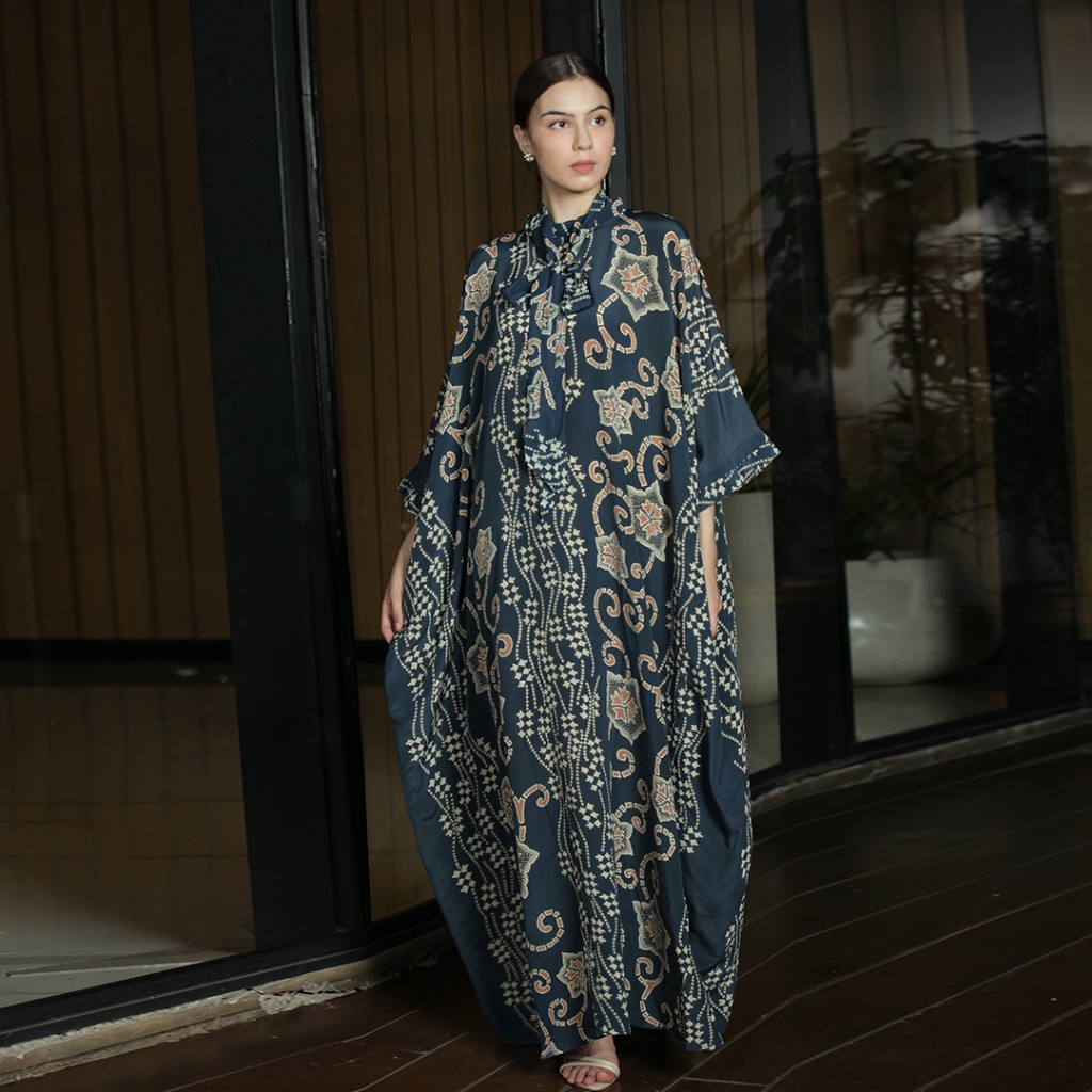 Batik Huza - Kaftan Eunike Silk - Gamis Batik Wanita Bahan Sutra