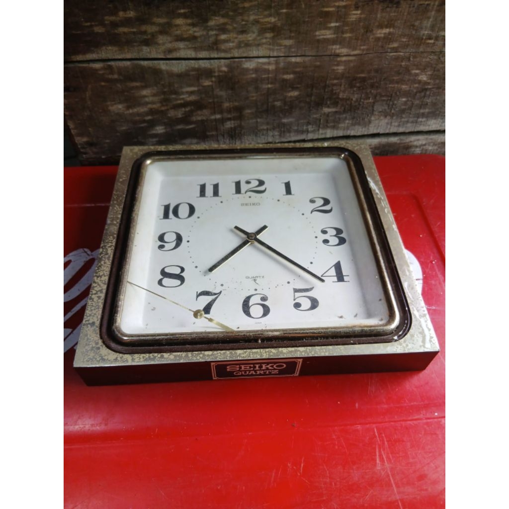 jam dinding seiko 125rb jadul antik kuno lawas vintage kuno display mesin bunyi jarum jatuh