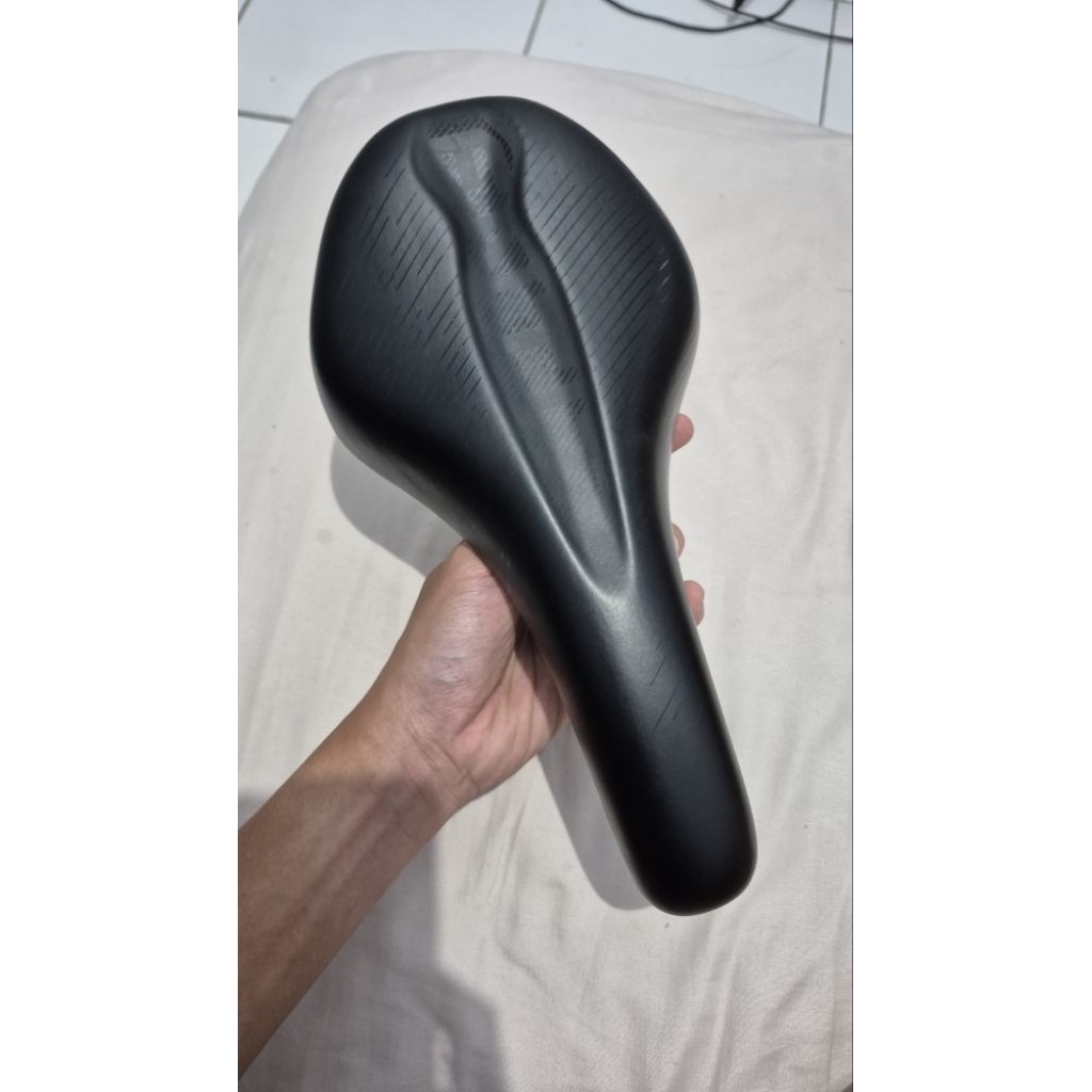 Sadel Sepeda Roadbike Copotan Polygon S3 2022