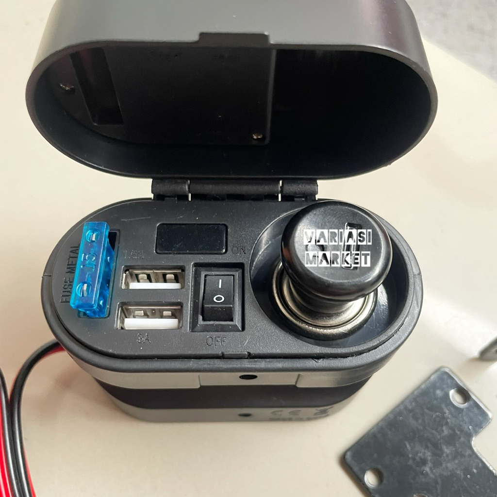 Voltmeter Motor Charger USB - Jam Digital 12-24V di Dagian Tutupnya Untuk Motor Lengkap Breket Stang