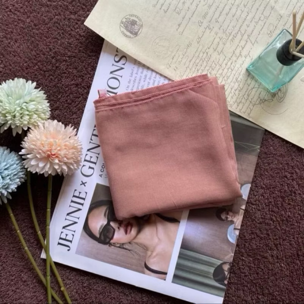 Hijab Segiempat Paris Jadul pink Mauve •Pink•