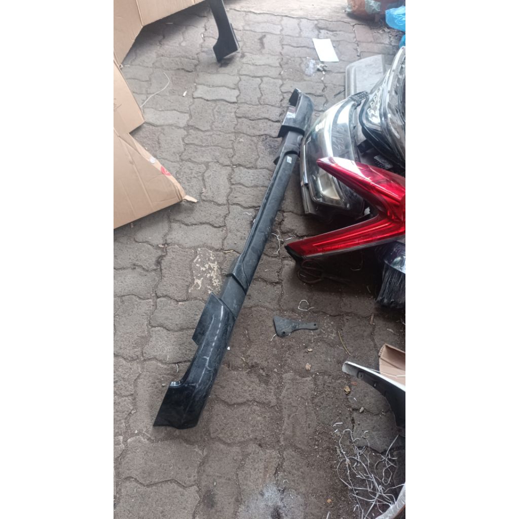 bodykit belakang ayla 2021 ori bro