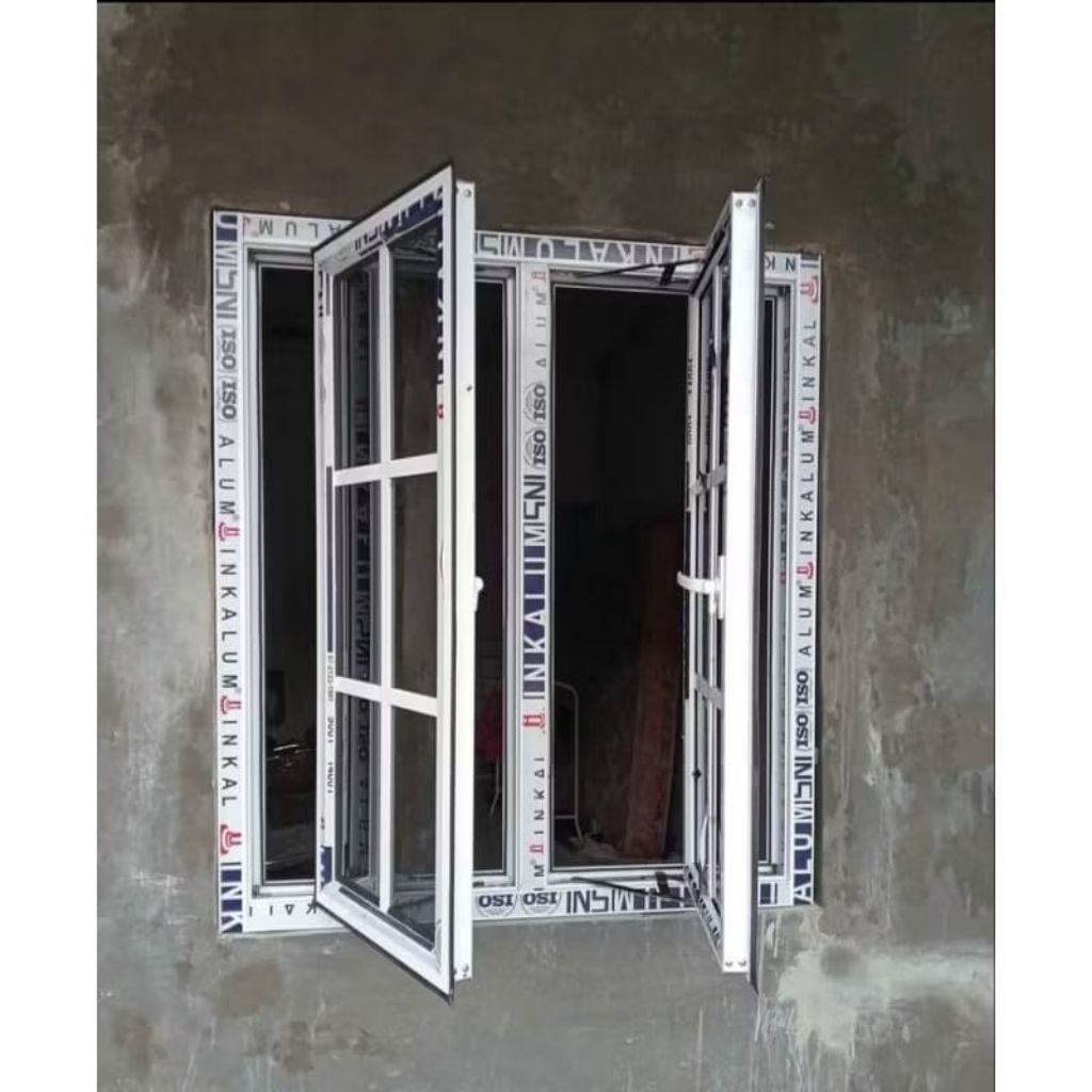 JENDELA ALUMINIUM GANDENG 2+KUSEN UK.120X100 GRATIS PACKING KAYU