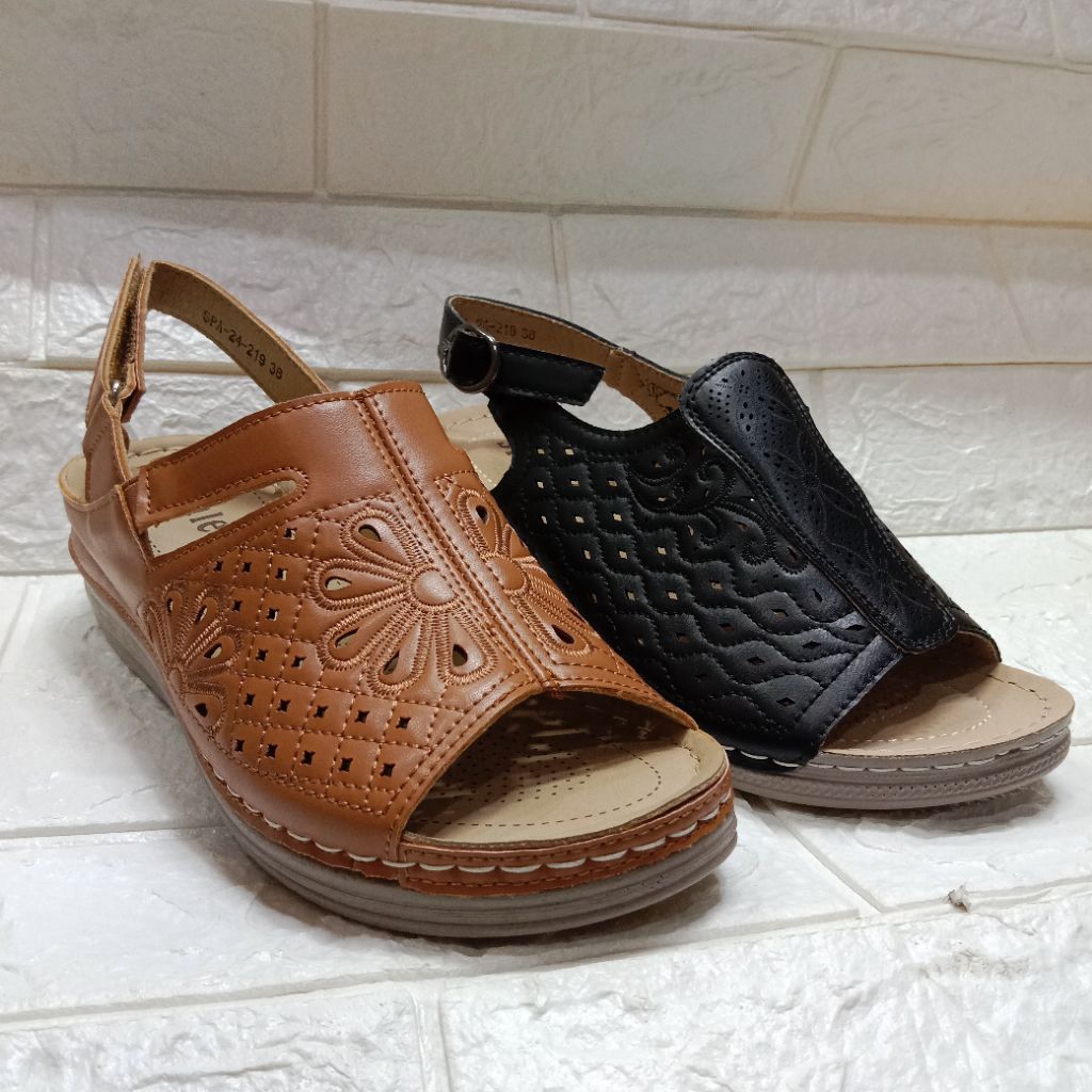 SPALETTI SEPATU SENDAL UJUNG TERBUKA TRENDY DAN KEKINIAN SPA 24-218/24-219