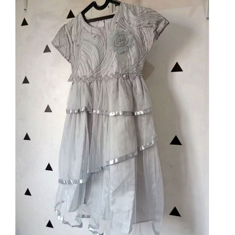 gaun anak perempuan ( preloved )