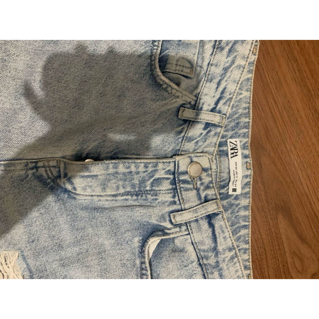 ripped jeans zara