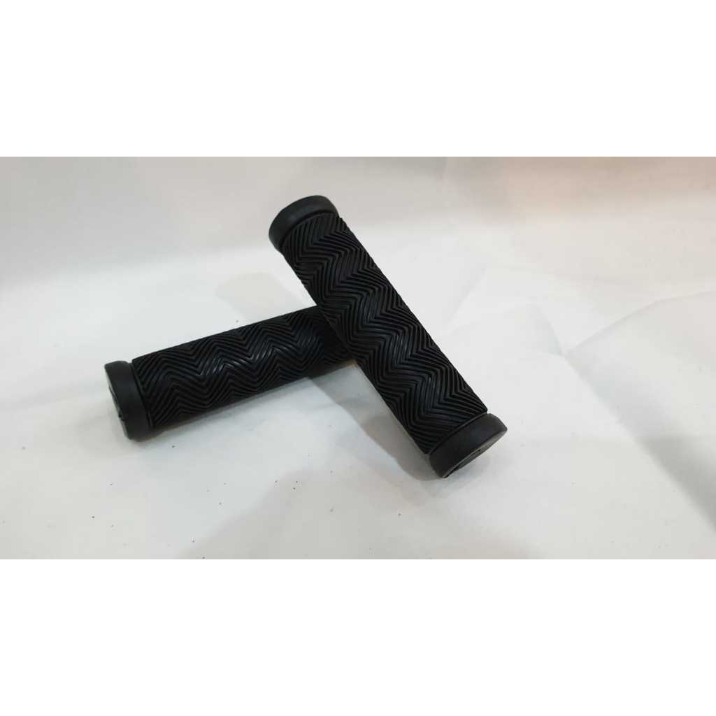HANDGRIP SEPEDA BMX MTB FIXIE UNTUK SEGALA SEPEDA DEWASA / GRIP SEPEDA BMX