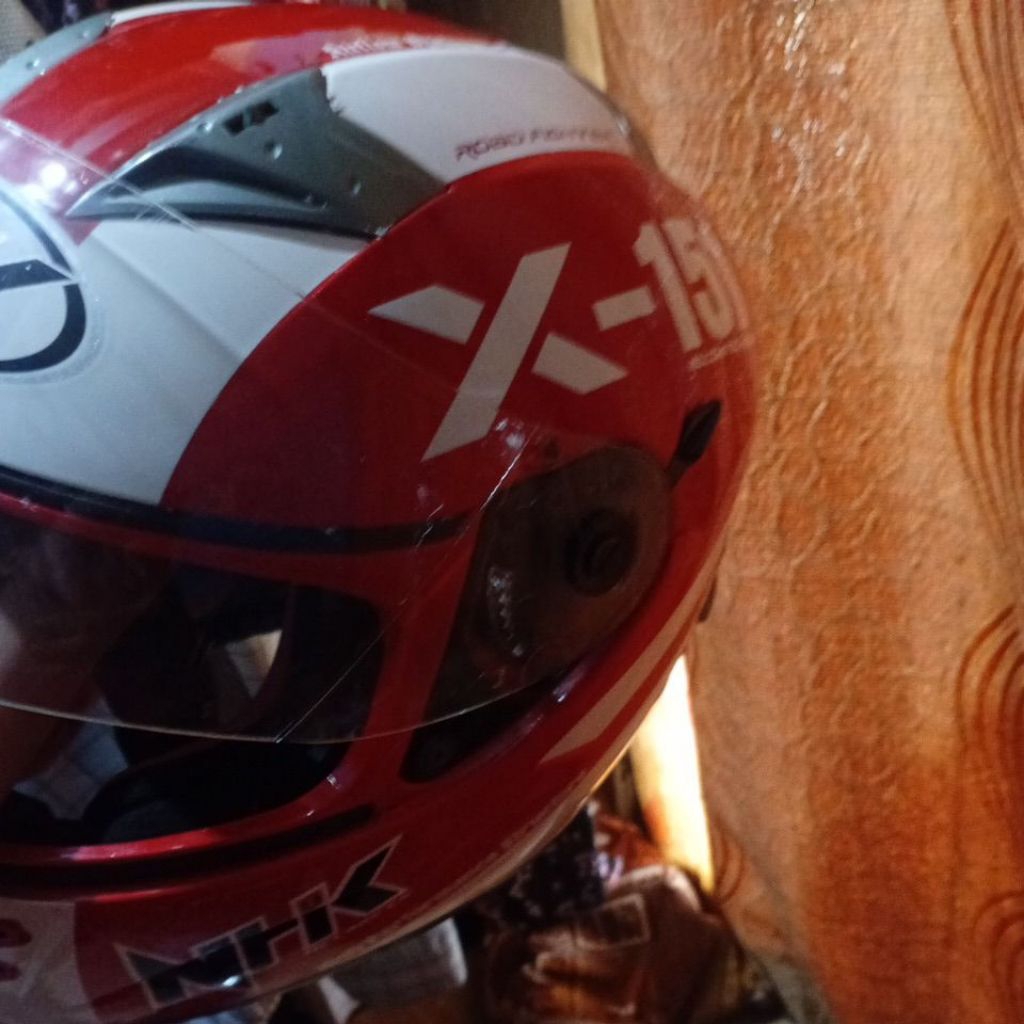 (habis lambat)gak kebeli apa apa helm NHK ukuran XL bekas second wow