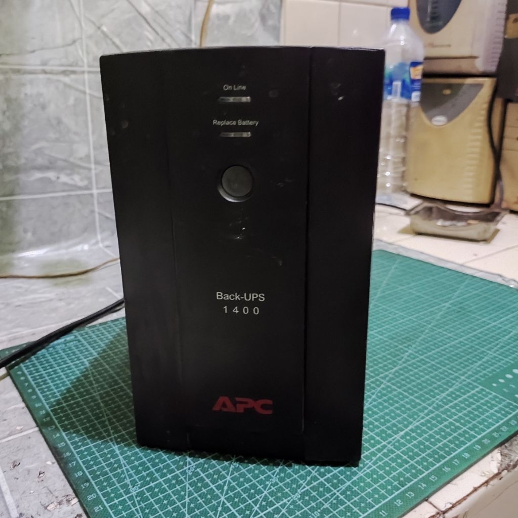 UPS 1400VA BACK-UPS 1400 APC MODEL BX1400U-MS 1400VA 700W
