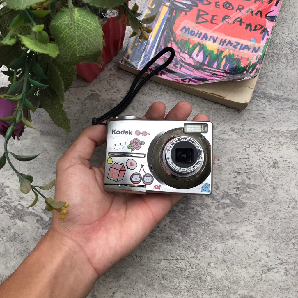 digicam kamera digital kodak easyshare c713 hidup second baca deskripsi| camera jadul retro aestheti