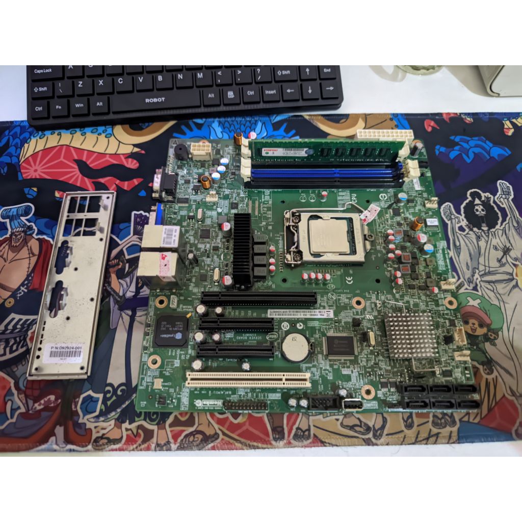 paket intel xeon e3 1220 v2 dan mobo intel s1200bts ram 4gb