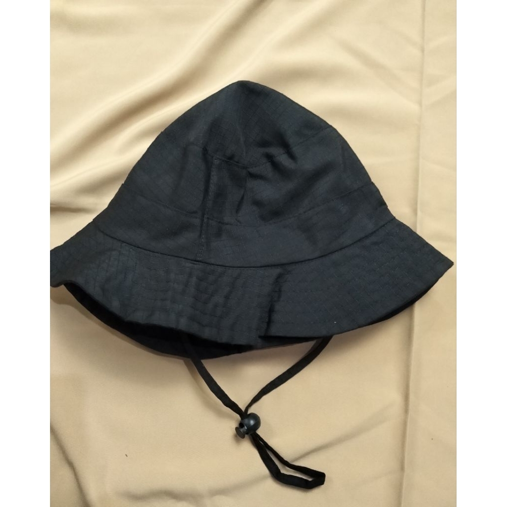 (SERBA 10.000) Topi Bucket Rimba Topi Travel Hiking Preloved