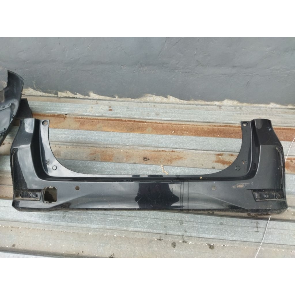 bemper belakang Avanza 2020-2021