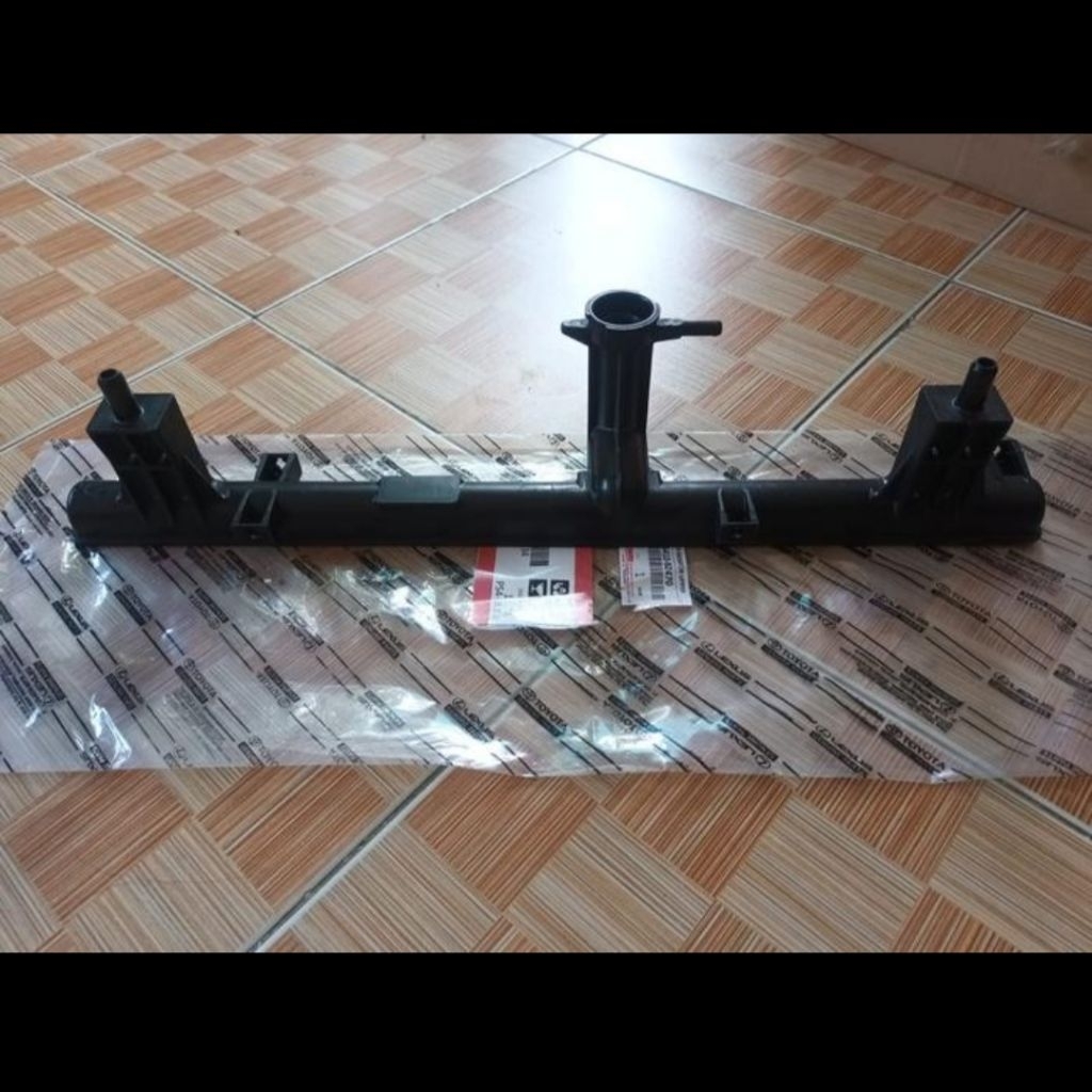 Upper tank radiator cover tutup radiator atas Daihatsu Xenia 1.0 1000cc 2015