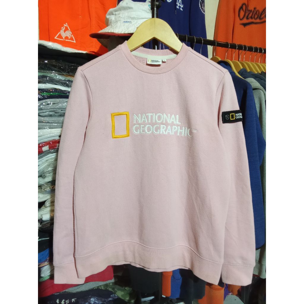 CN National Geographic big logo (NO Patch)