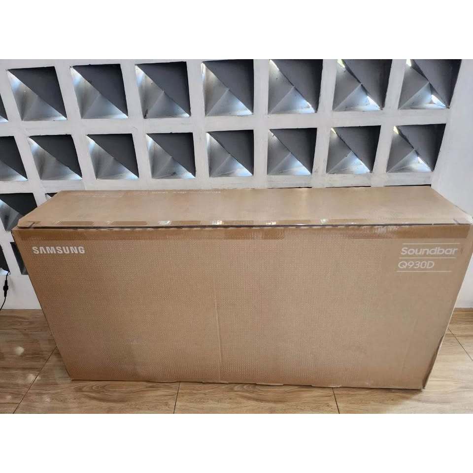 Samsung Q-Series Soundbar HW-Q930D 9.1.4ch Subwoofer & Rear Speaker