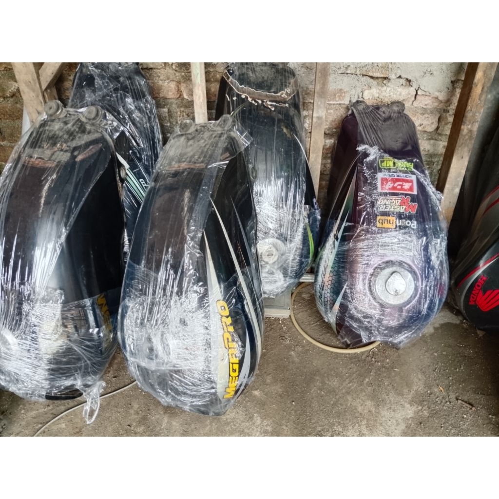 Tangki Original megapro Hiu/MP Lama