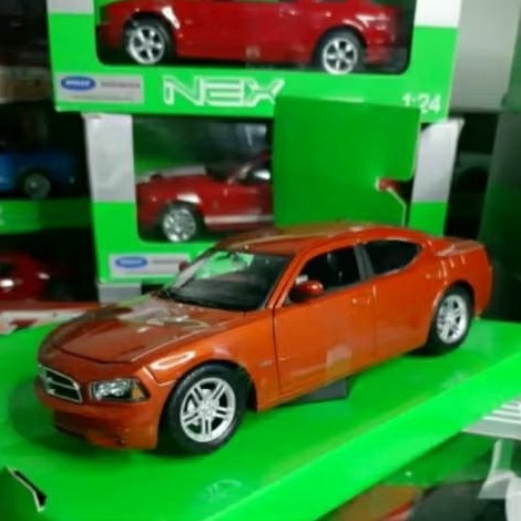 Diecast Welly Skala 1:24 Dodge Charger R/T Baru Bukan Bekas Komplit