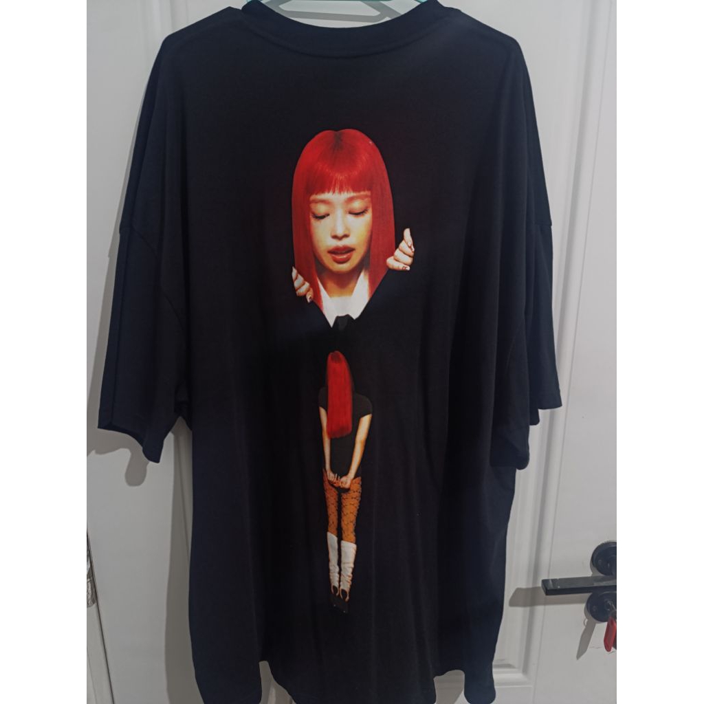 PRELOVED T-SHIRT KAOS JENNIE BLACKPINK OFFICIAL RARE BIG SIZE XXL HITAM