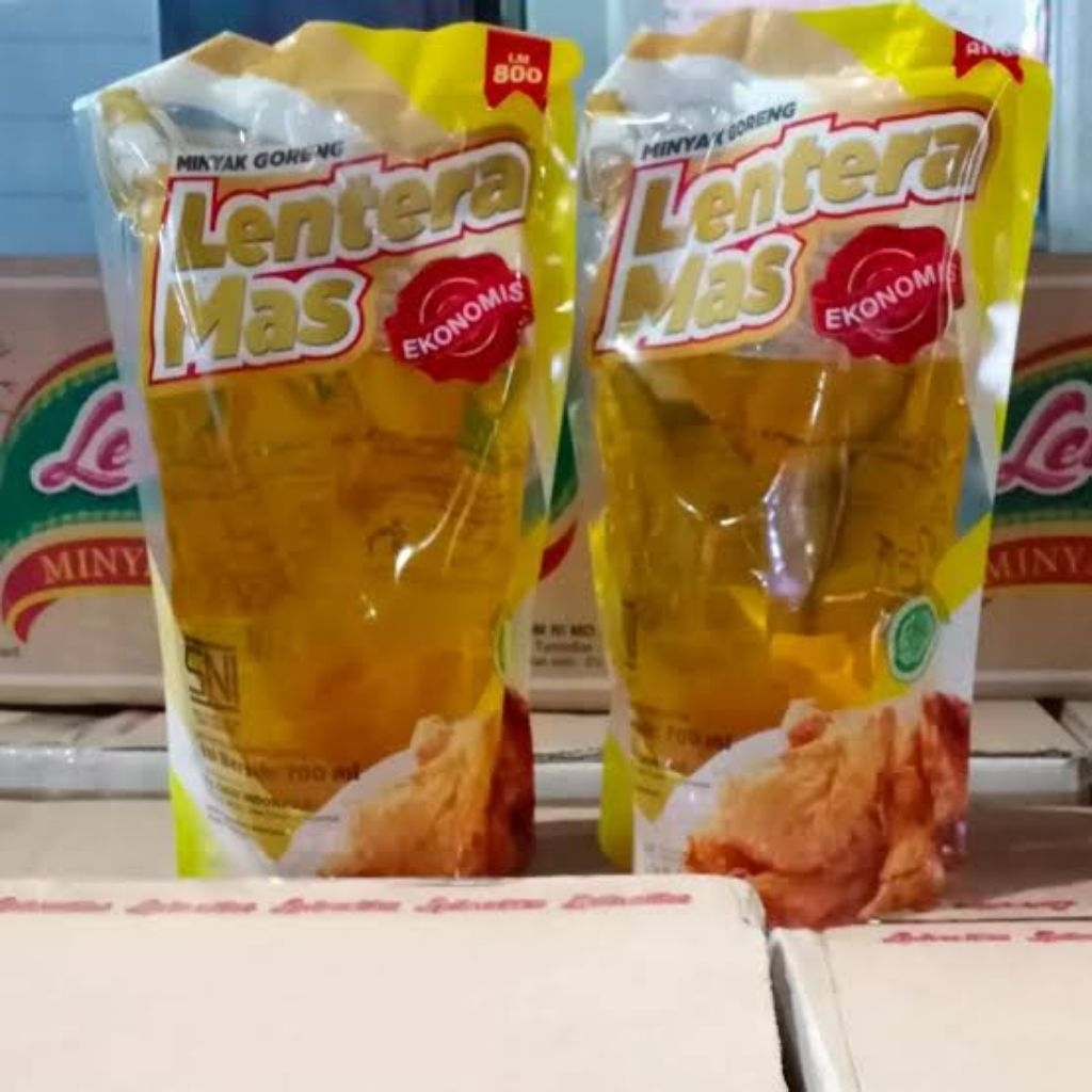 Minyak goreng lentera mas 700ml