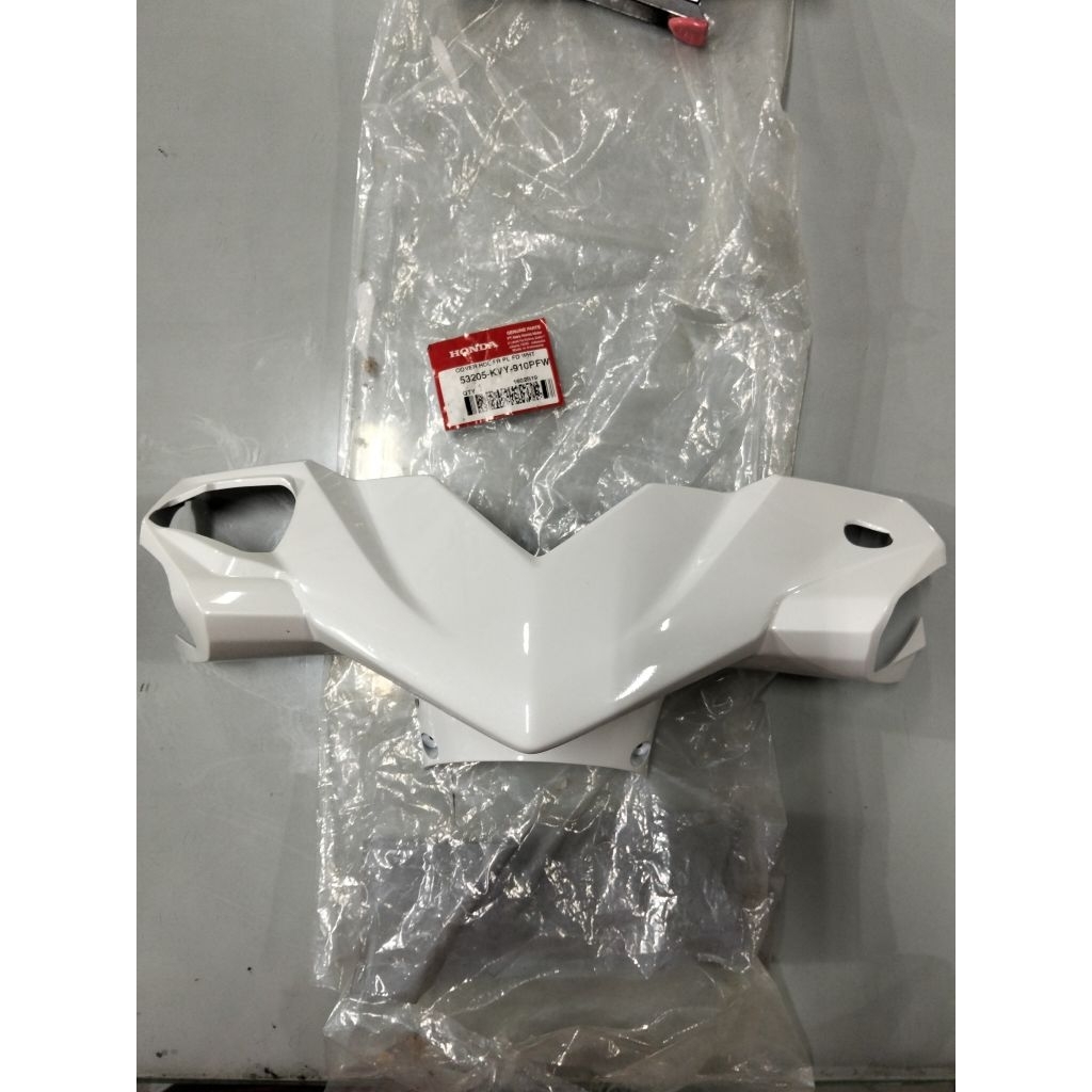 Cover handle FR warna Putih untuk Beat carbu number part 53205KVY910PFW