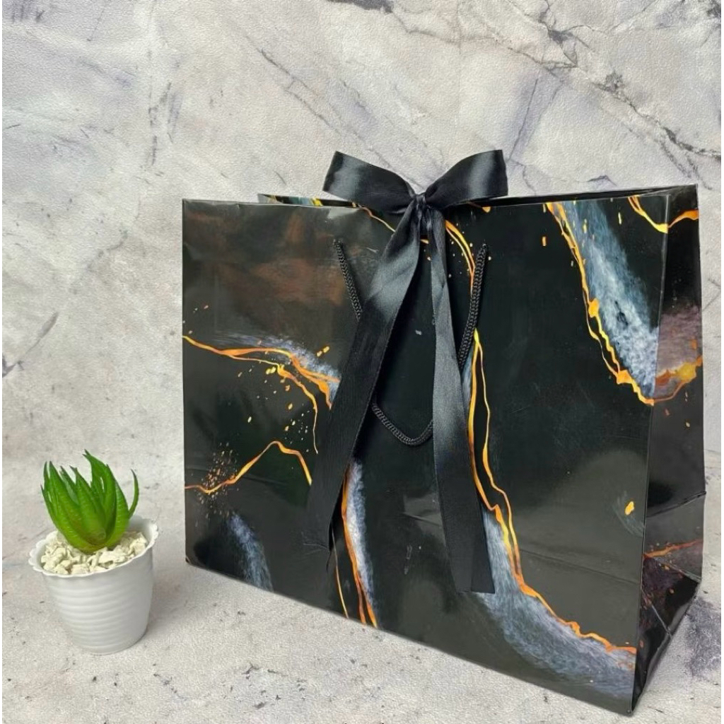 Paper Bag Motif ALN Hitam Pita 32,5x25x14 Tas Kado Premium Souvenir Wedding Ultah Keren Simple