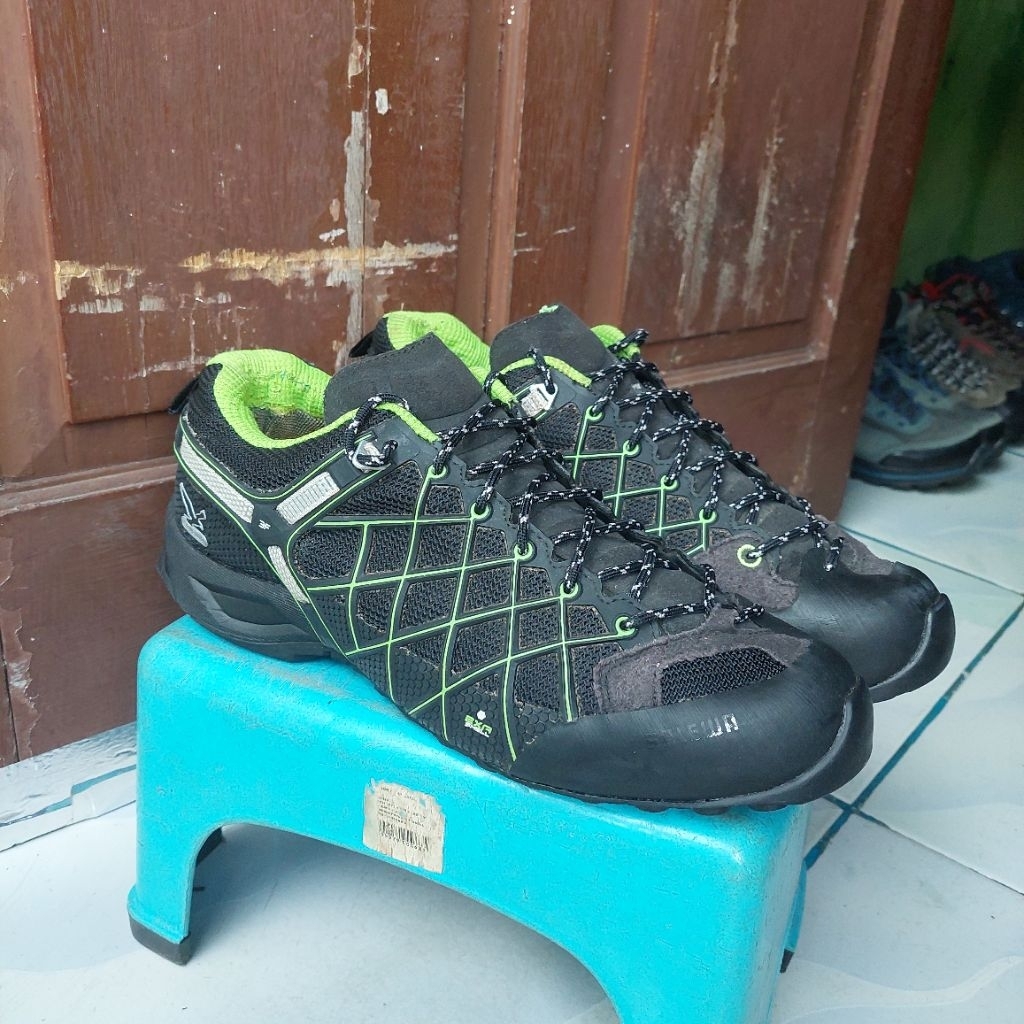 salewa wildfire goretex vibram sepatu treking outdoor hiking gunung trail runing