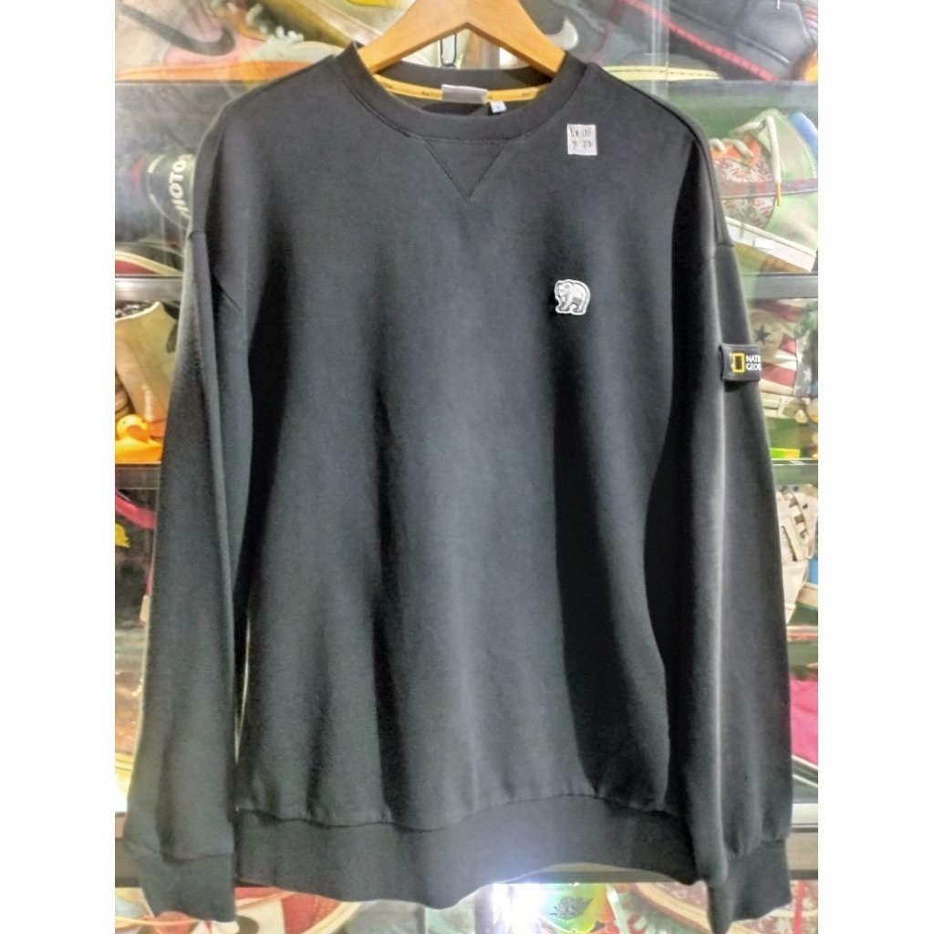 CREWNECK NATIONAL GEOGRAPHIC PATCH BERUANG