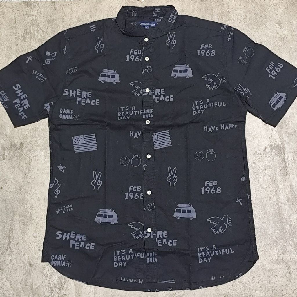 Kemeja tangan pendek splendid satisfaction hitam motif