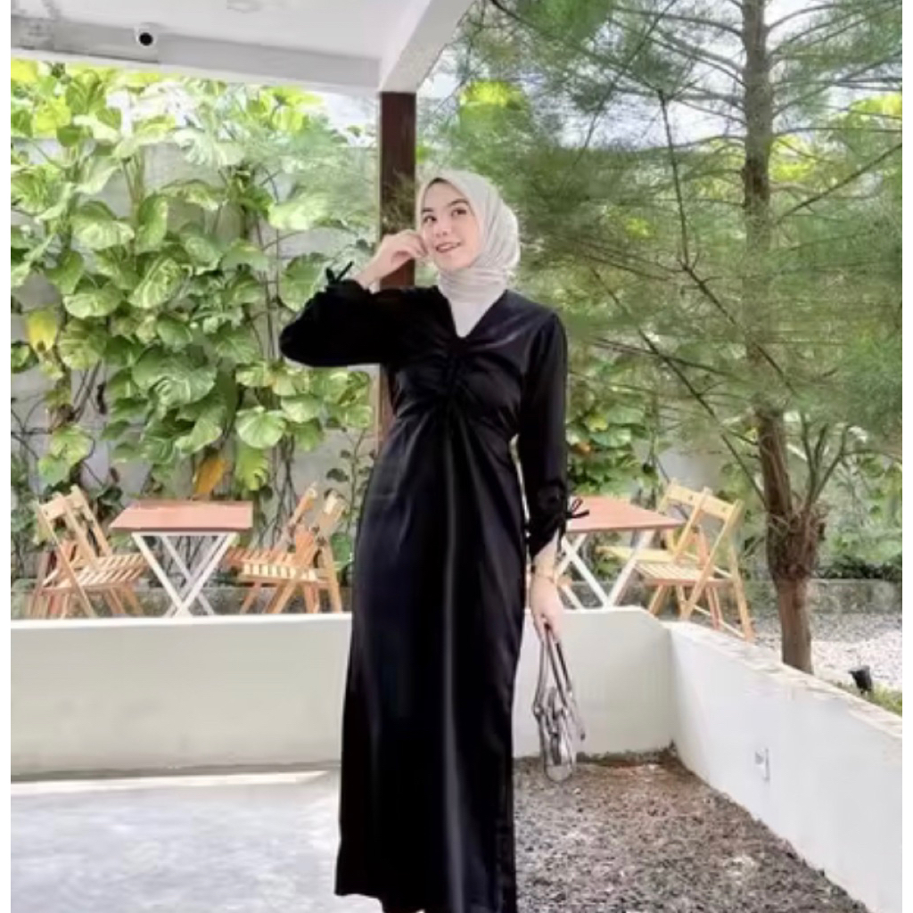 satin dress hitam panjang