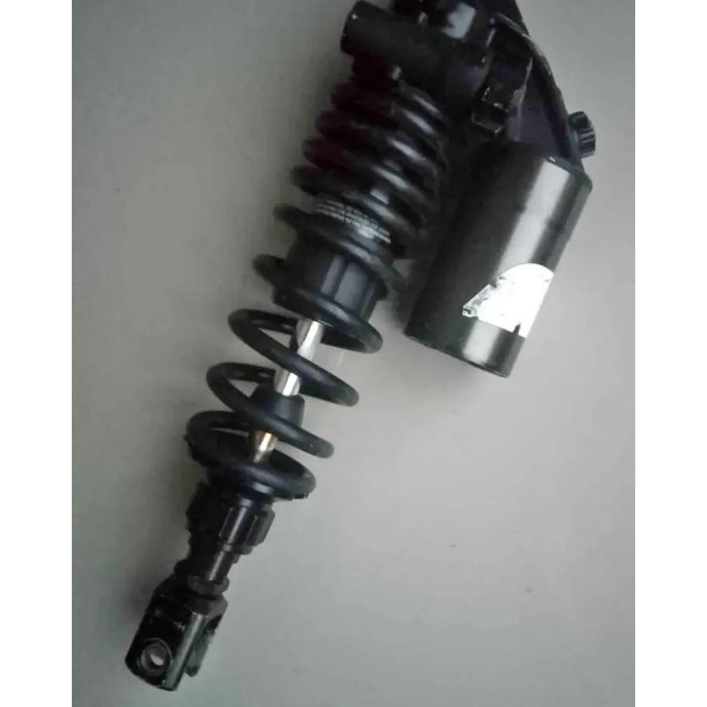 sokbreker belakang tabung variasi punya motor matic