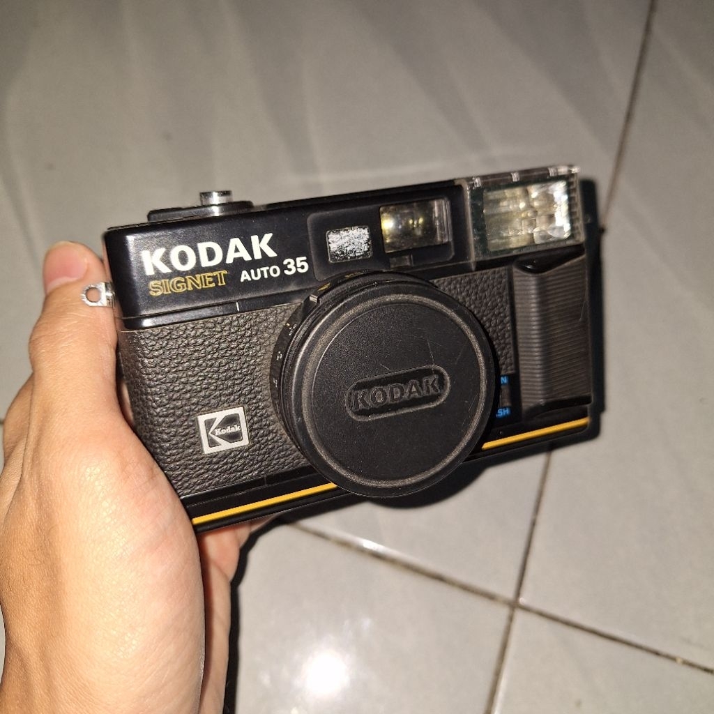 Kamera Roll Film KODAK Signet Auto 35 Camera Analog Jadul Vintage BISA NEGO