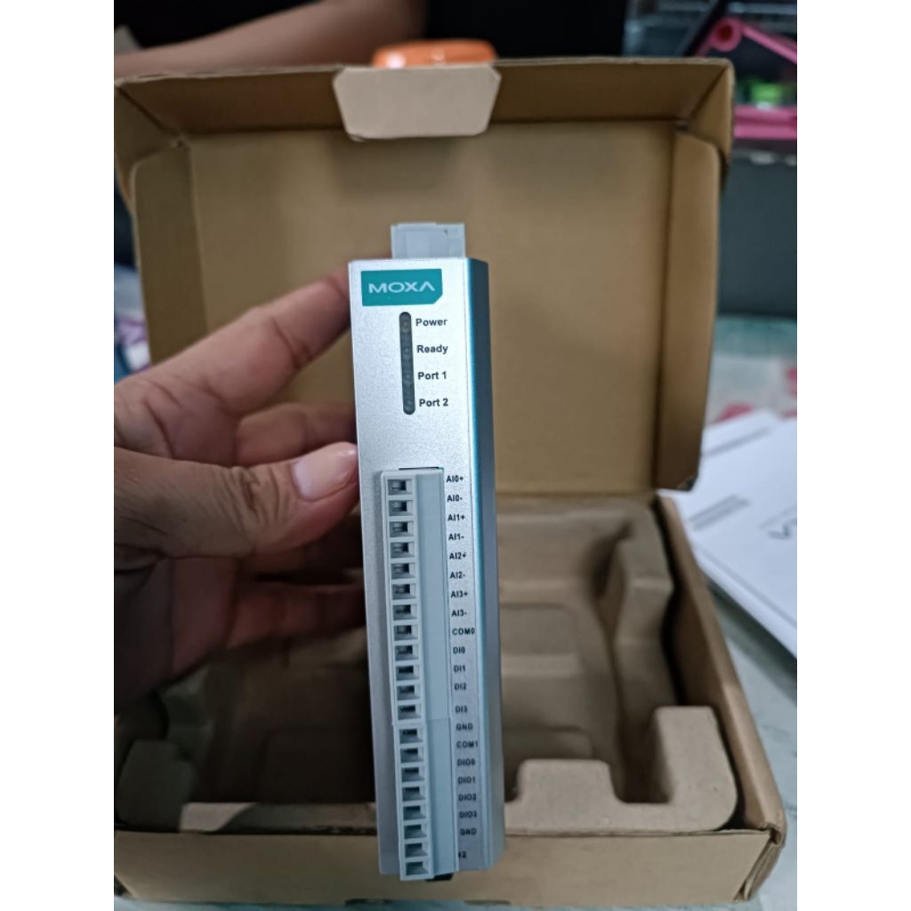 MOXA ioLogik E1242-T Remote Ethernet