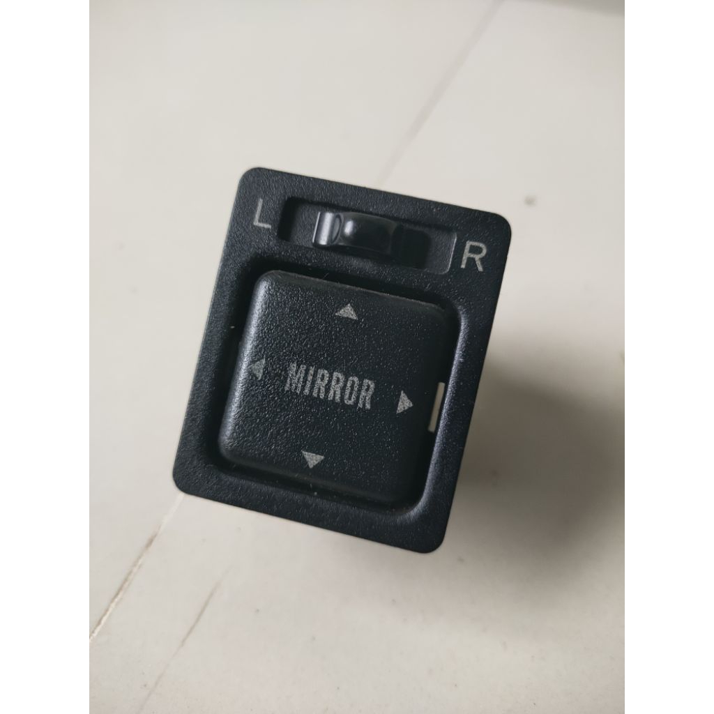 Switch Mirror Twincam GTi Liftback