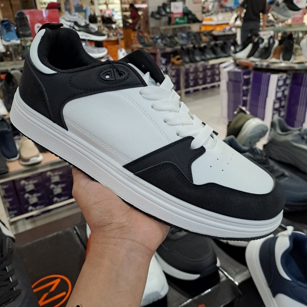 sepatu sneakers pria nevada by matahari