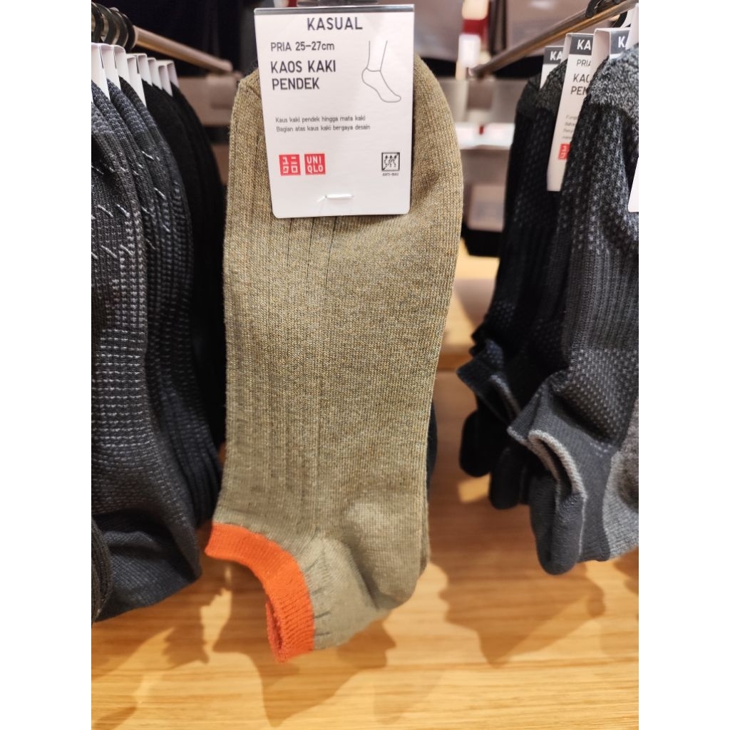 Kaos Kaki Pendek Rib Pria Uniqlo