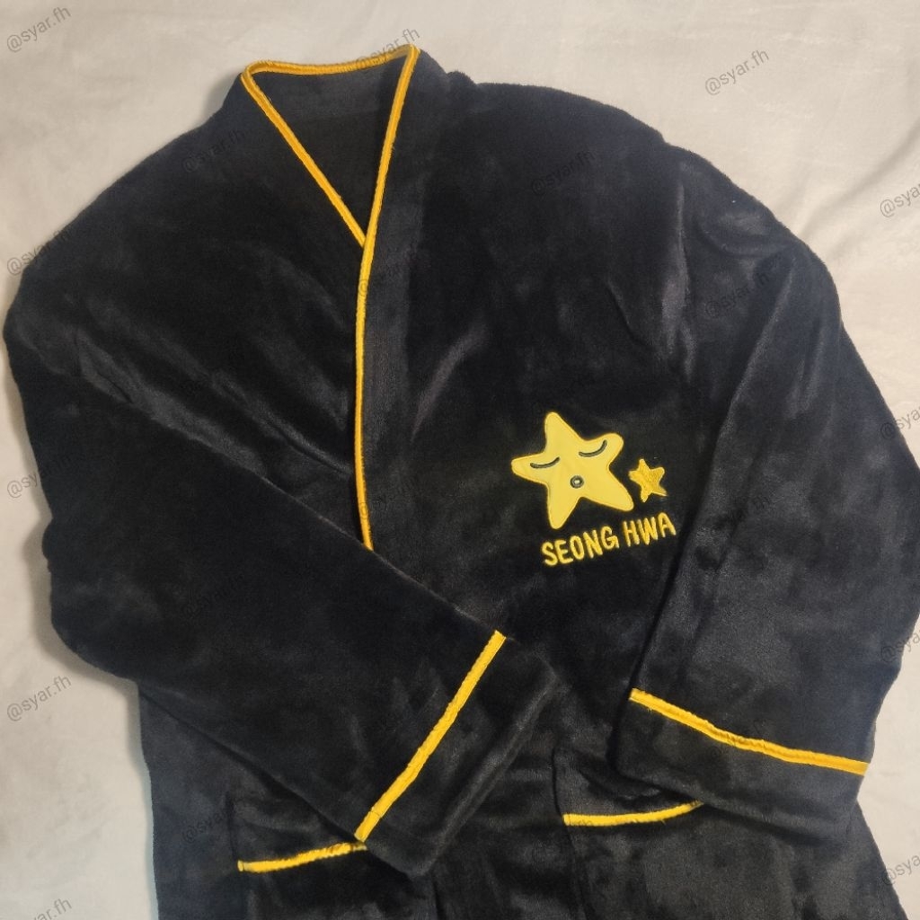 WTS ATEEZ SEONGHWA BIRTHDAY MD HBD HOUSEROBE (UNSEALED)