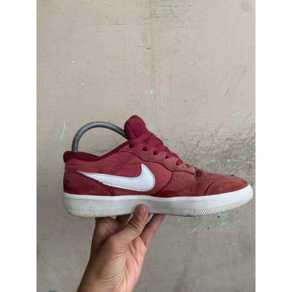 Sepatu Nike SB FORCE 58
