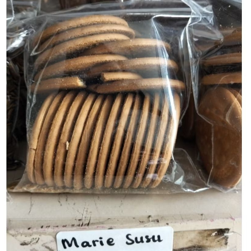 Biskuit Marie Susu
